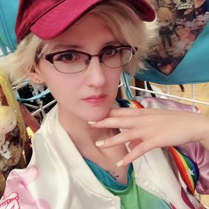 Meet your Posher, Gali